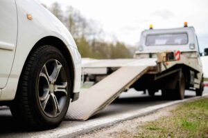 Towing a car in Dixon, IL